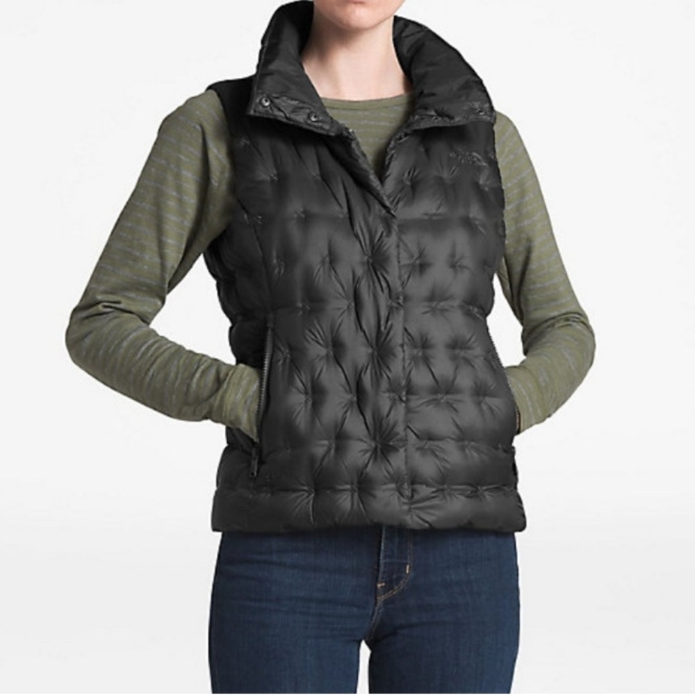 The North Face Quilted Vest size Small